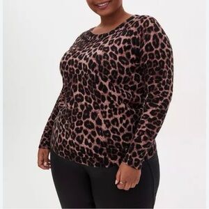 Torrid Womans Sweater Size 5 Brown Leopard Print Crew Neck Pullover